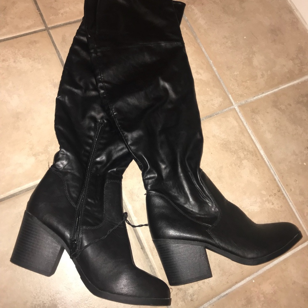 Target OTK Boots Size 10 brand new